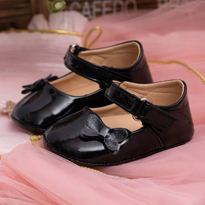 Adorable Baby Girl Mary Jane Shoes with Soft Soles and Bow Detail for borns and Toddlers - Casual Walking Flats 250319