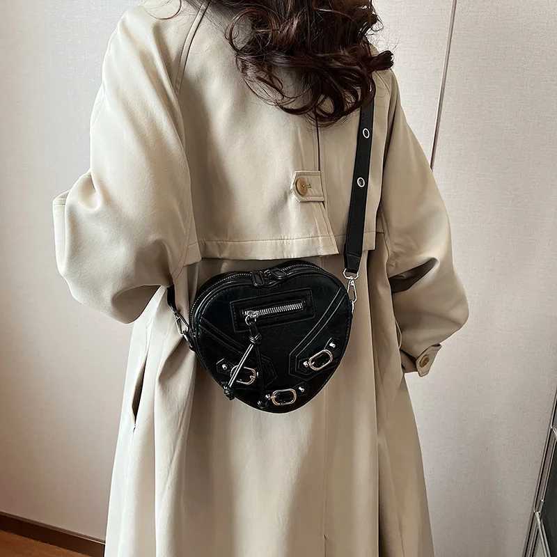 Women Small Crossbody Bag Black Color Love Shoulder Bag Fashion Purse and Handbag For Women Y250319