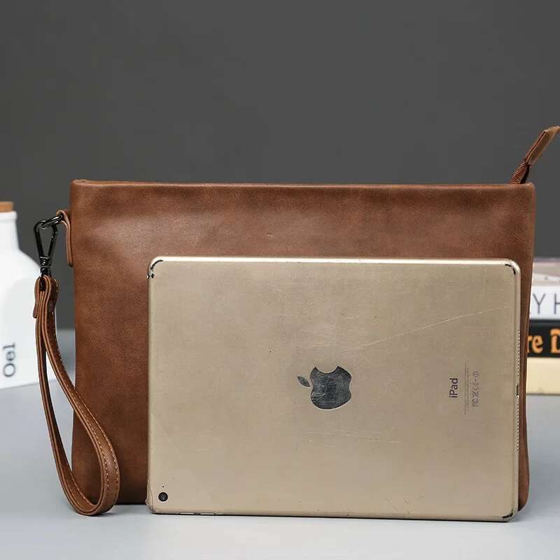 Vintage Handbags Crazy Horse Leather Clutches Men Envelope Bag For IPAD Clutch Male Hand Bags