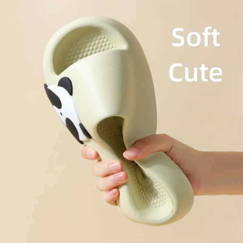 Soft and soft bottom Wens slider absorbs impact with its N-slip Bathro slider cute panda printing flat slider Y250320