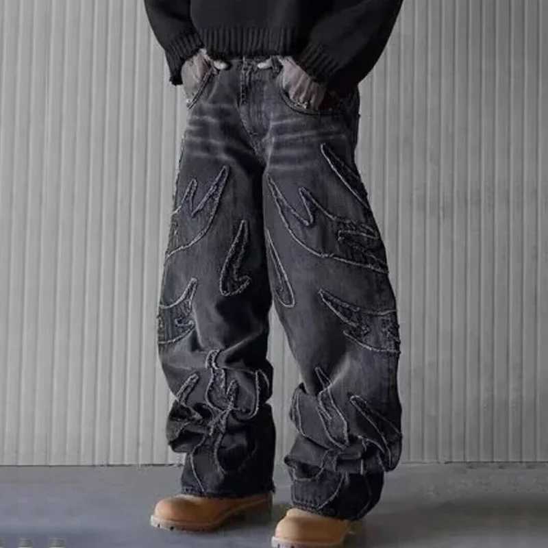 Mens Baggy Aesthetic Streetwear Jeans Mens Retro Fashion Wide Leg Denim Pants Graphic Embroidered Designer Hip Pop Denim TrousersT250319