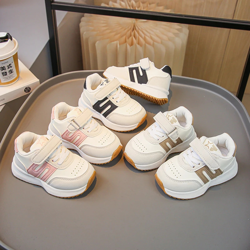 Childrens breathable sports shoes soft soled casual school boys and girls spring summer fashion 250319
