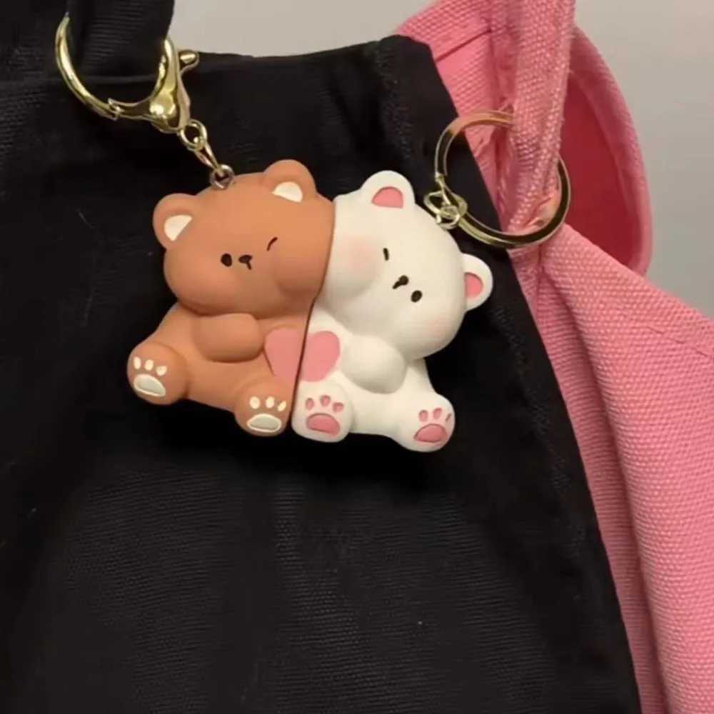 1 Cute Resin Bear Couple Magnetic Keychain Cartoon Animal Doll Bag Pendant Kawaii Keychain Couple GiftXJ250319