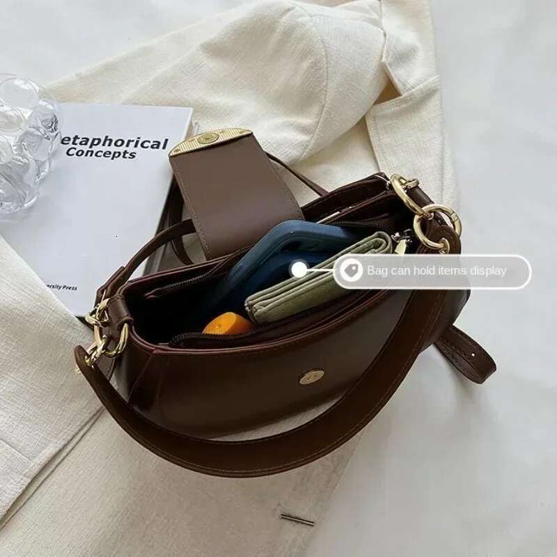Armpit Shoulder Side 2025 Designer Trend Leather Small Underarm Crossbody Handbags And Purses Bags For Women