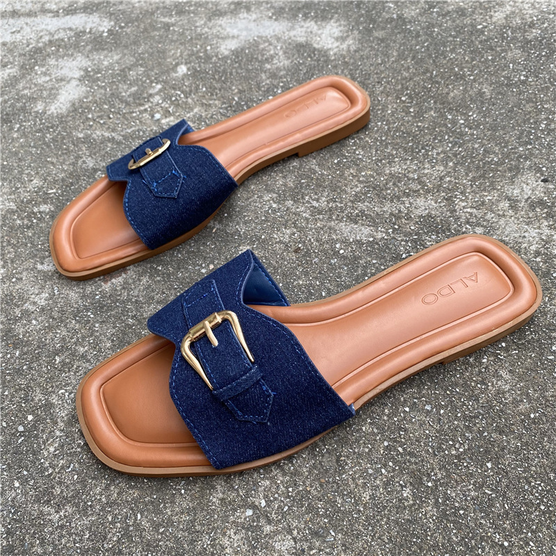 Designer Slippers Women's Sandal Casual Sandals Outdoor 2025 Summer New Fairy Style Matching Skirt Flat Beach Straight Drag