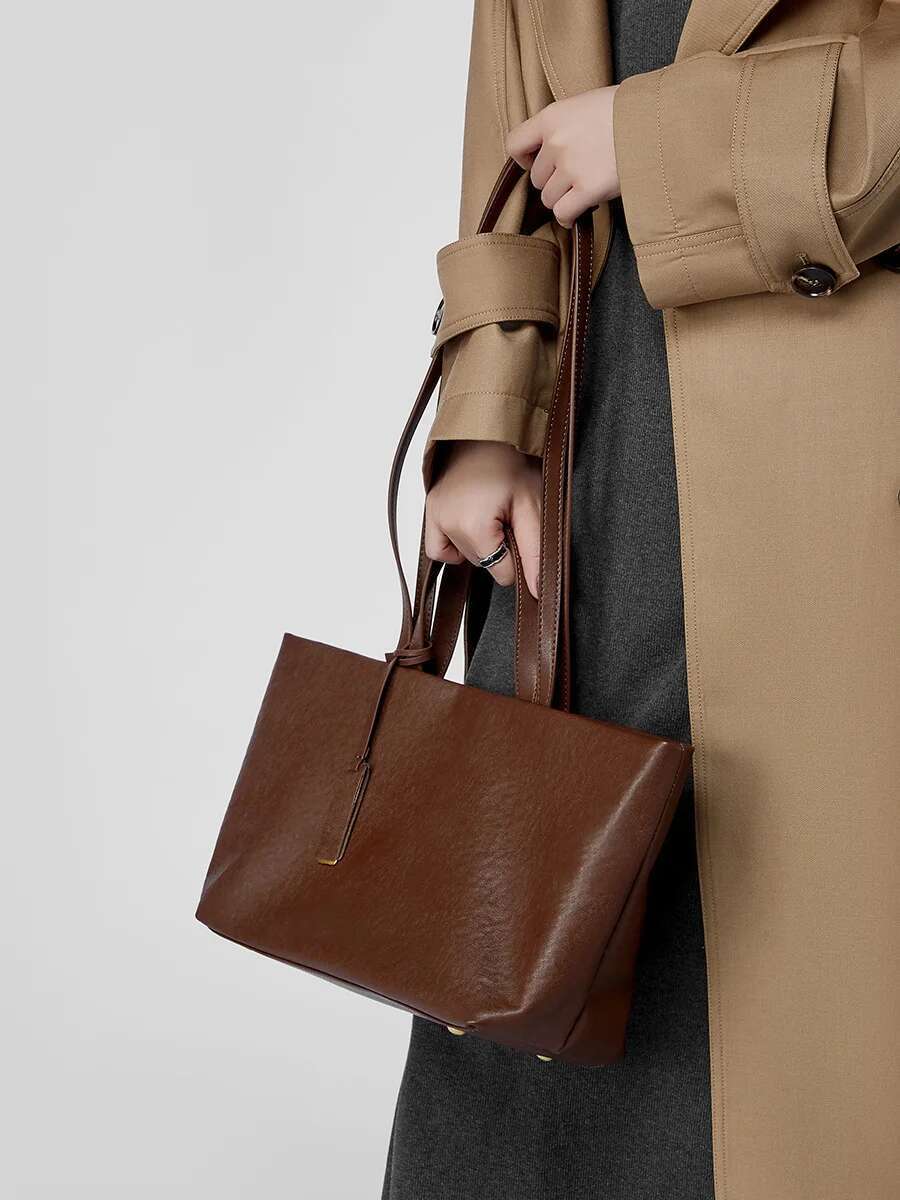 Woman Shoulder Soft Leather Large Capacity Square Fashion Tote Bag Korean Fashionable Handbag Shopping Underarm Bags