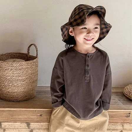 Autumn New Boys and Girls T-shirts Long Sleeve Basic Shirt Letter Printed Cotton Casual Top Childrens Clothing from Japan and KoreaT250320