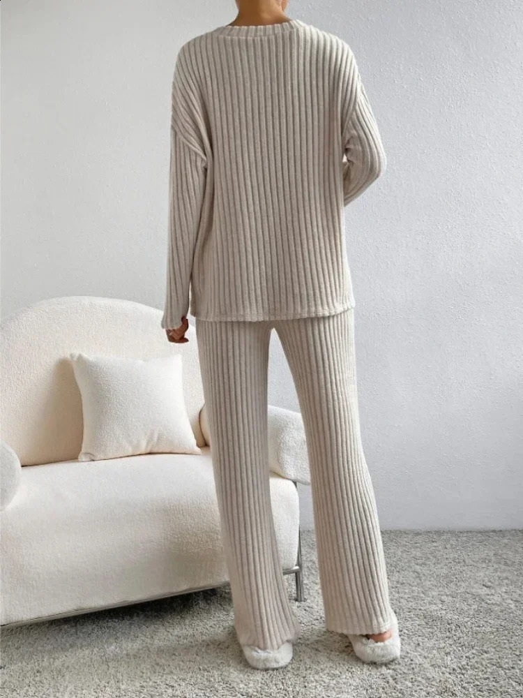 Two Piece Sets Outifits 2025 Spring and Autumn Fashion Casual Straightleg Pants Loose Vneck Pit Strip Knitted Suit 250319