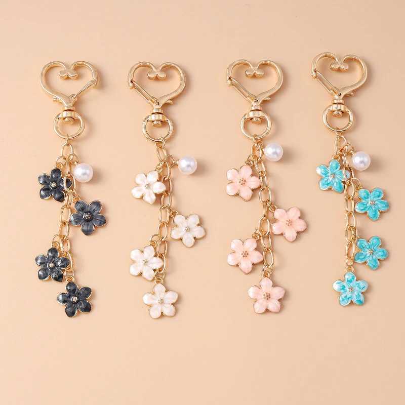 Cute Enamel Pearl Flower Keychain Plant Key Ring Pendant for Women Girls Handbag Decor DIY Handmade Jewelry GiftsXJ250319