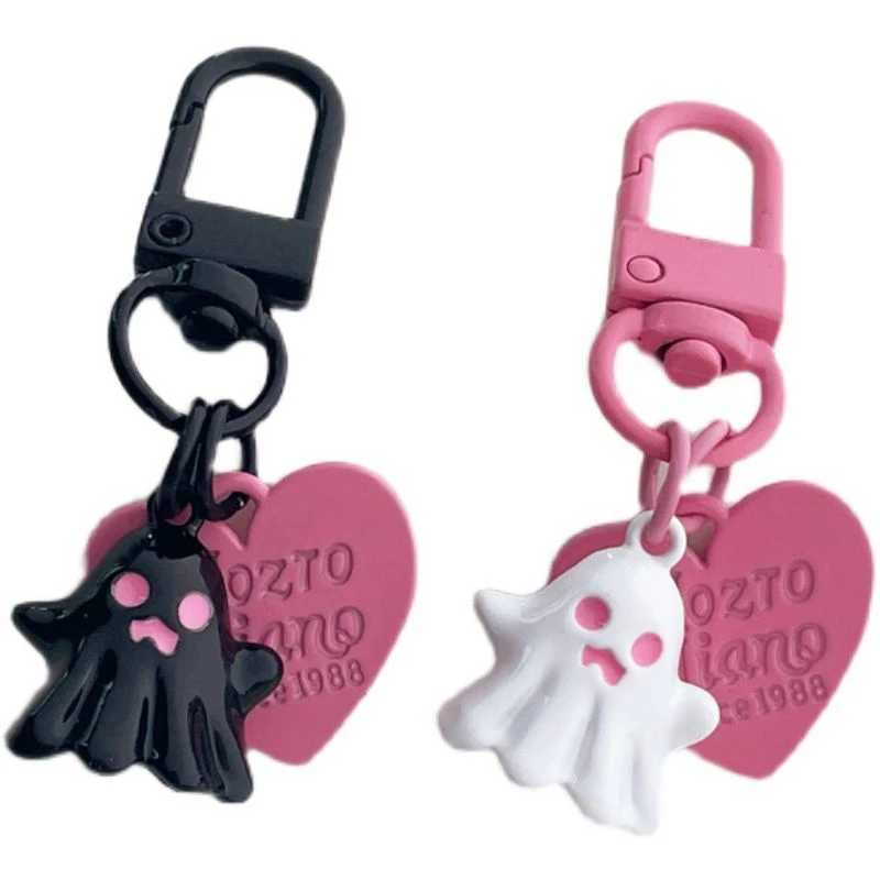 Little Ghost Keychain Halloween Ghost Love Pendant Fashion Mobile Talisman Car Key Accessories Friends GiftXJ250319