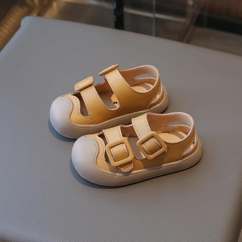 Summer Childrens Toddler Sandals Package Head Soft Bottom Boys Girls Beach Shoes Khaki Smooth Baby 250312