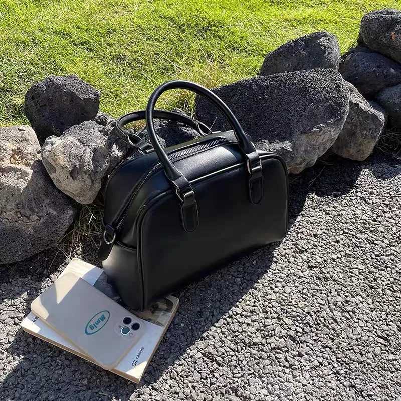 Vintage Solid Color Leather Crossbody Bags For Women Simple Quality Shoulder Messenger Bag Lady Handbags Female Elegant Purses Y250319