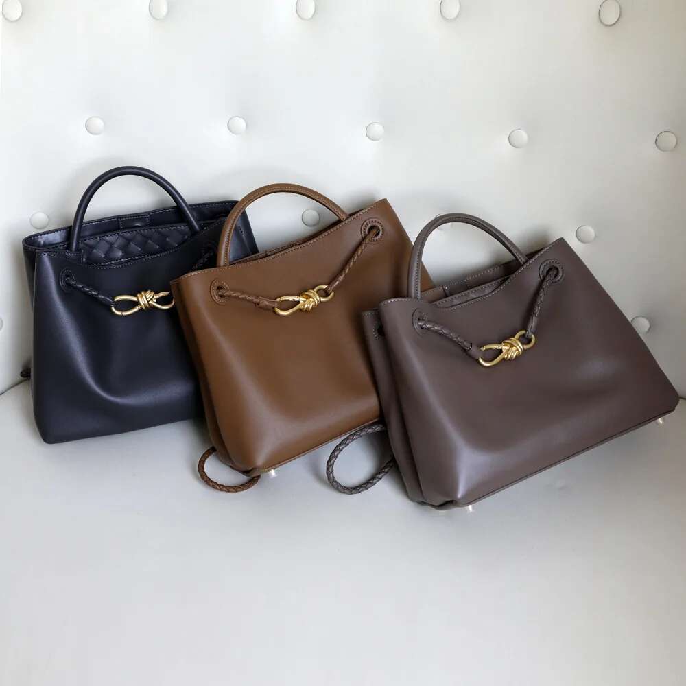 2025 Big Totes Woman High Quality Genuine Leather Ladies Shoulder Designer Large Capacity Crossbody Bags