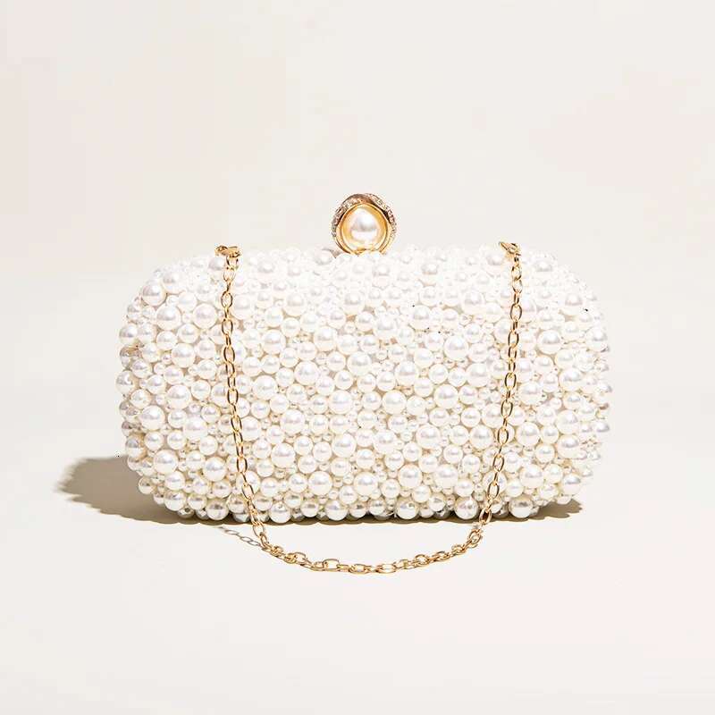 Women Pearl Clutches Noble Crystal Beaded Evening Wedding Clutch With Chain Handbags Designer Bag Party Purse
