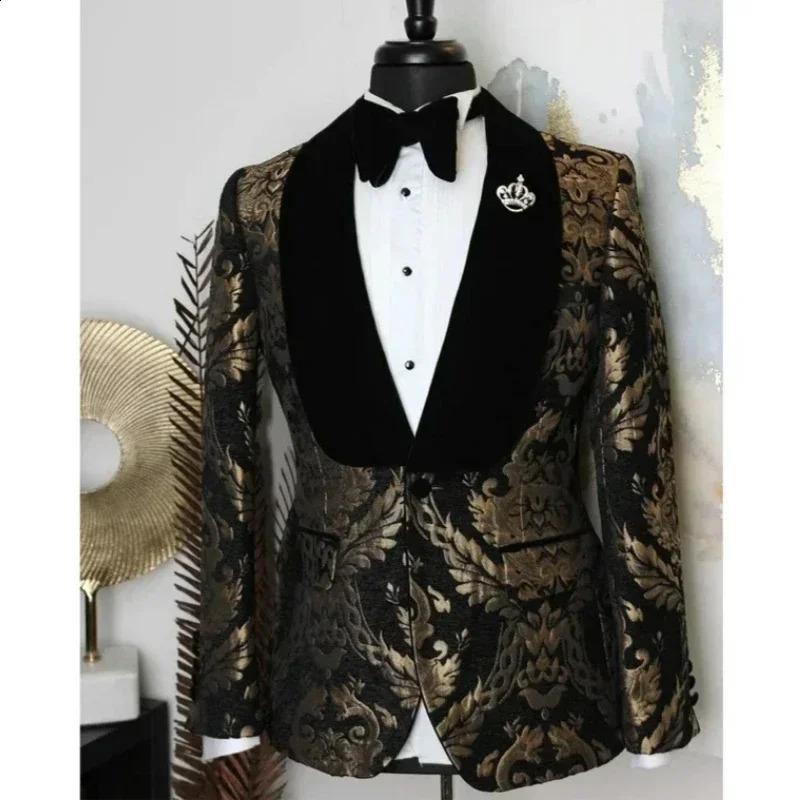 1 Piece Suit Jacket for Men 2024 Velvet Shawl Lapel Wedding Groom Tuxedo Blazer Jacquard Fashion Ready to Ship 250311