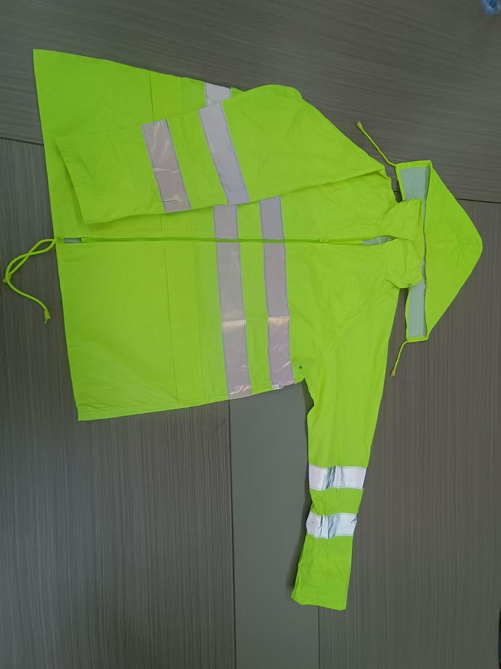 Visually Striking PVC-Coated Adults' Rain Ensemble for Weather Protection - Model RS006