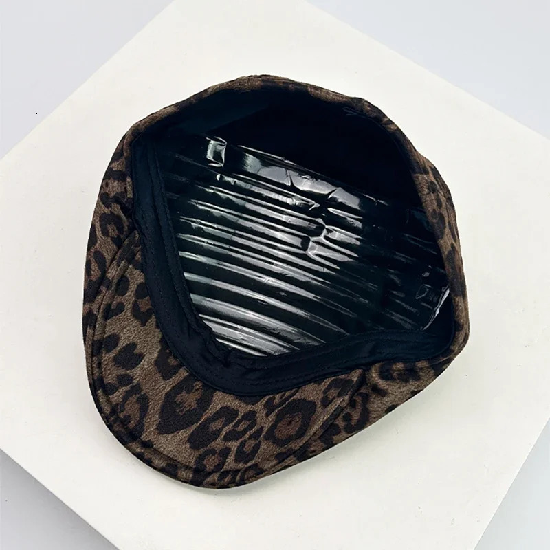 Women Y2K Retro Leopard Print Visors Hats Breathable Casual Sunshade Niche Peaked Caps Versatile Outdoor Fashion Street ins 250320