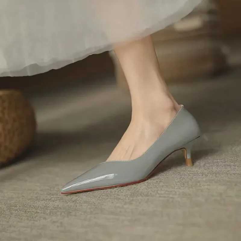 Womens dress shoes kitten H spring elegant dot toe warm pump cow patent leather warm shoes heel Tals Hauts Y250319