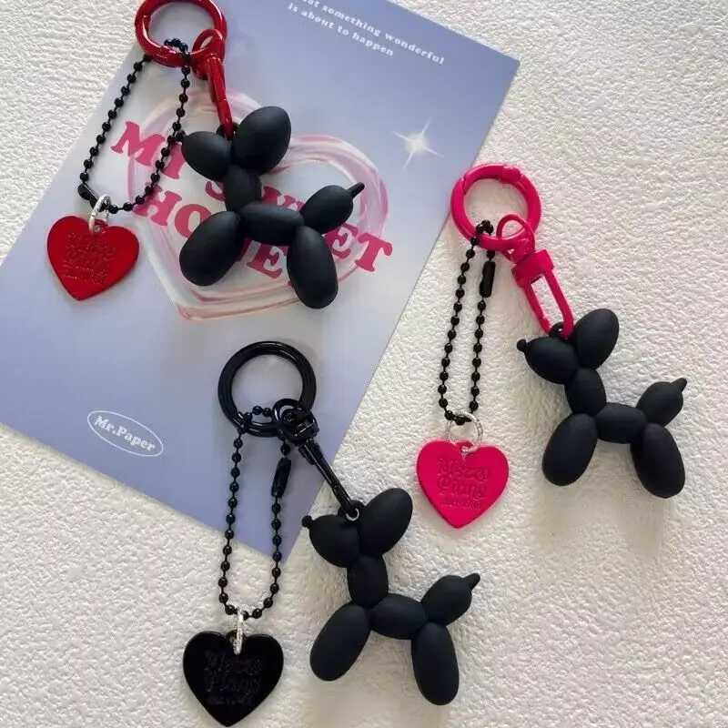 Fashion keychain punk balloon dog soft rubber dog keychain womens bag pendant jewelry pavilion mens car keyring keychainXJ250319