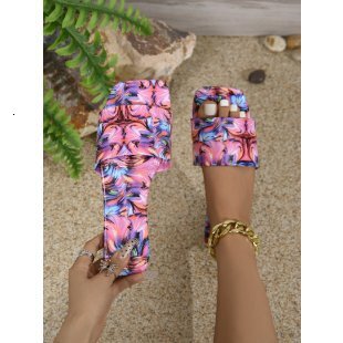 2025 New Designer Sandals Graffiti Flat Flip Flops Outdoor Indoor Big Feet Candy Color Square Toe Beach Sandals