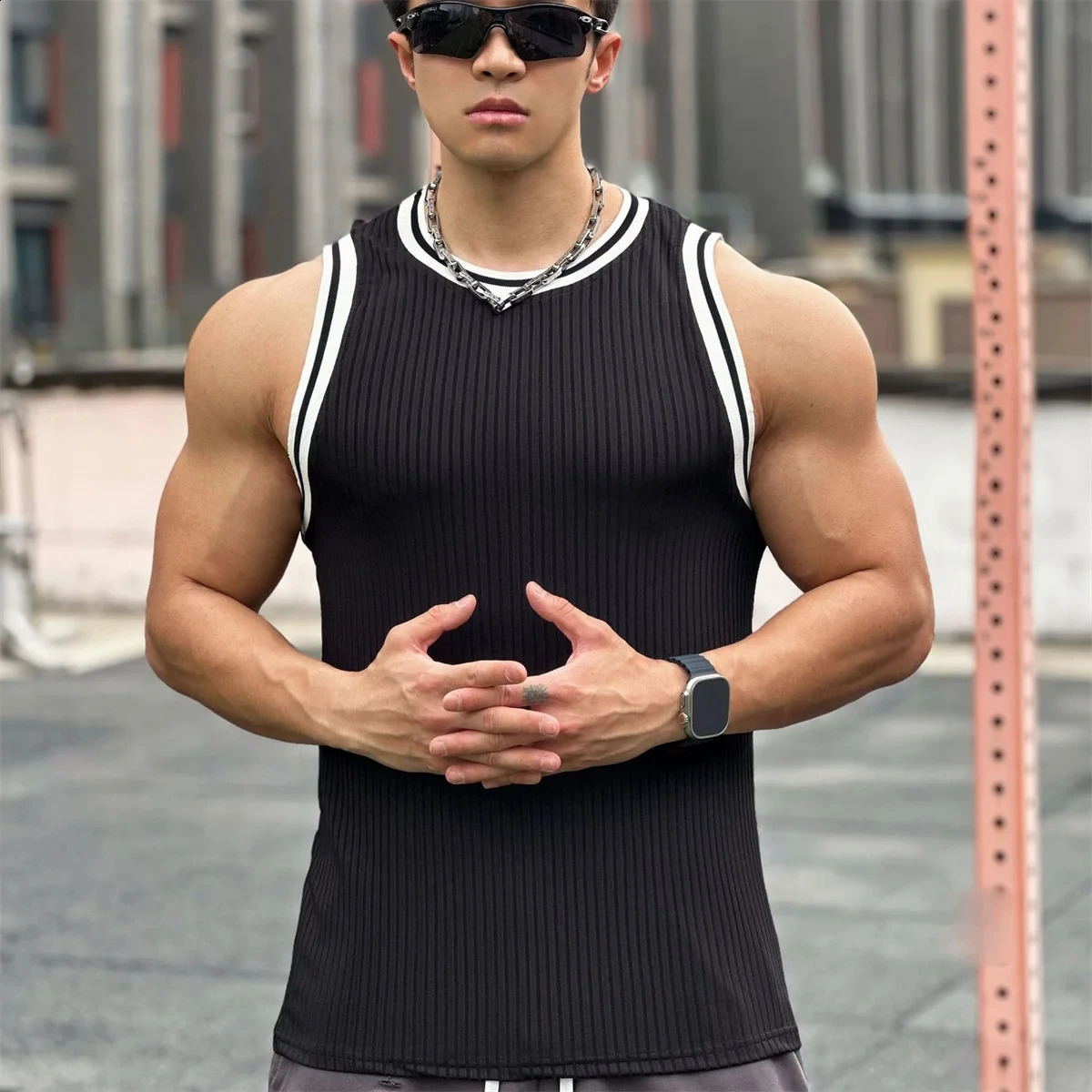 Mens Bodybuilding Top Gym Fitness Sleeveless Sweatshirt Casual Halter Vest Single Wear Summer 250319