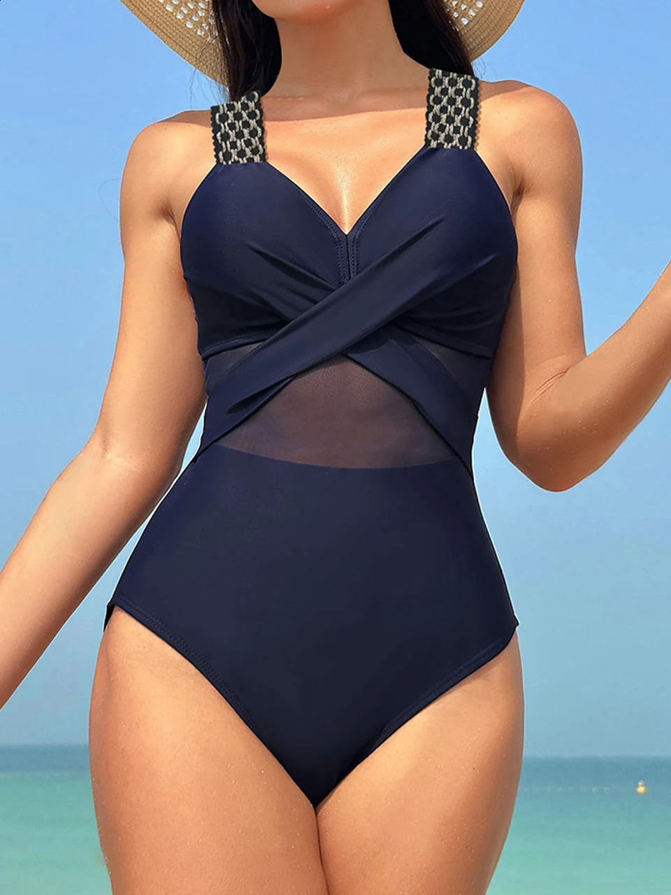 2024 pure Ruched swimsuit womens onepiece circular link bath summer beachwear 250312
