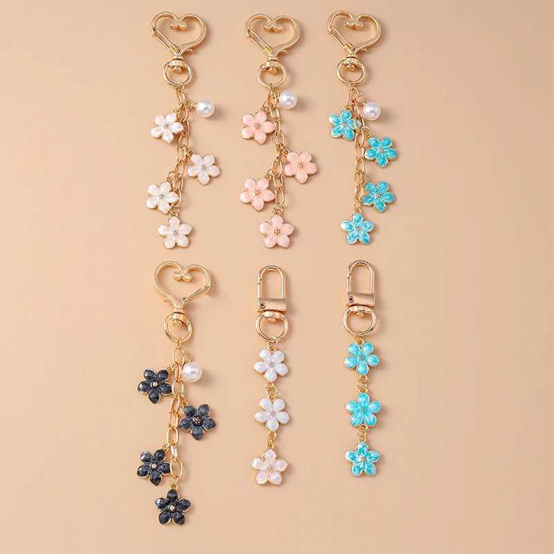 Cute Enamel Pearl Flower Keychain Plant Key Ring Pendant for Women Girls Handbag Decor DIY Handmade Jewelry GiftsXJ250319