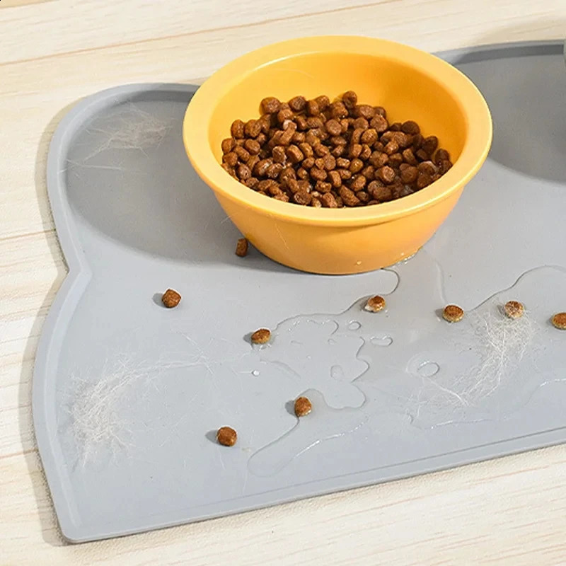 Waterproof pet mat used for dogs cats solid color silicone food mats bowls beverage portable dog feeding 250312