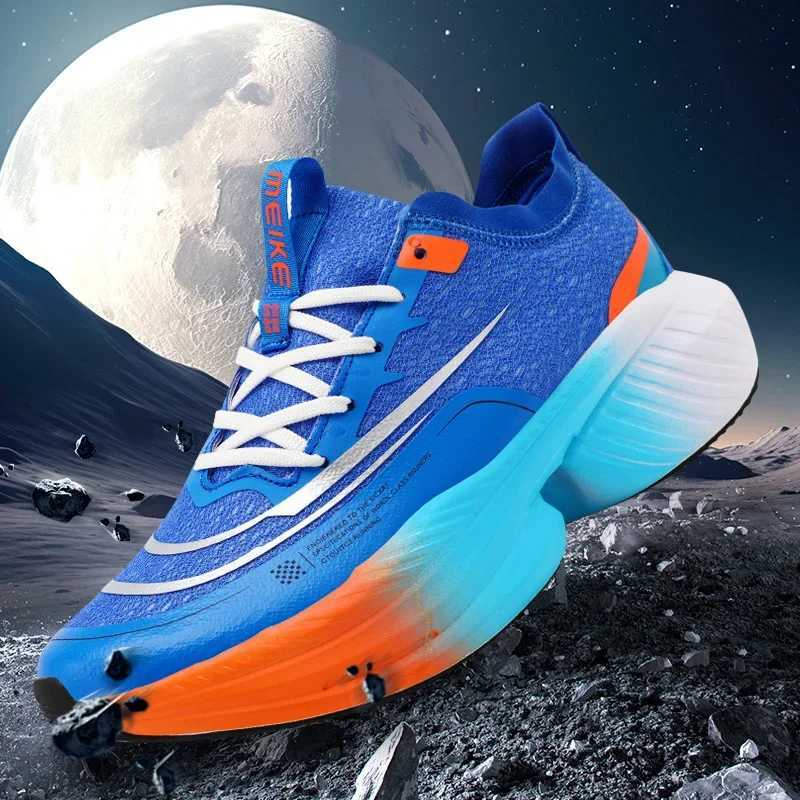 Soft padded mens running shoes womens original marathon outdoor jogging net breathable sports shoes mens comfortable sports training shoesW250320