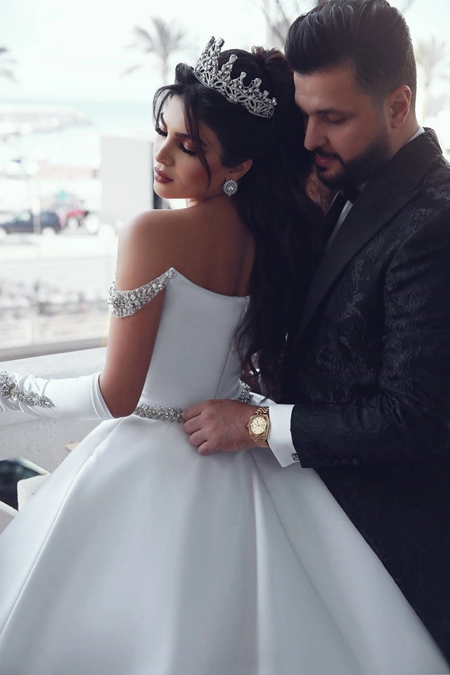 Elegant Arabic Dubai White Wedding Dress Off Shoulder Appliques Beaded Satin Long Luxury Bridal Gowns 2025 Vestido De Novia