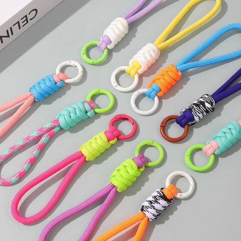 Creative handmade womens keychain mobile phone hanging rope anti loss knot with keyring womens car keyholder key accessoriesXJ250319