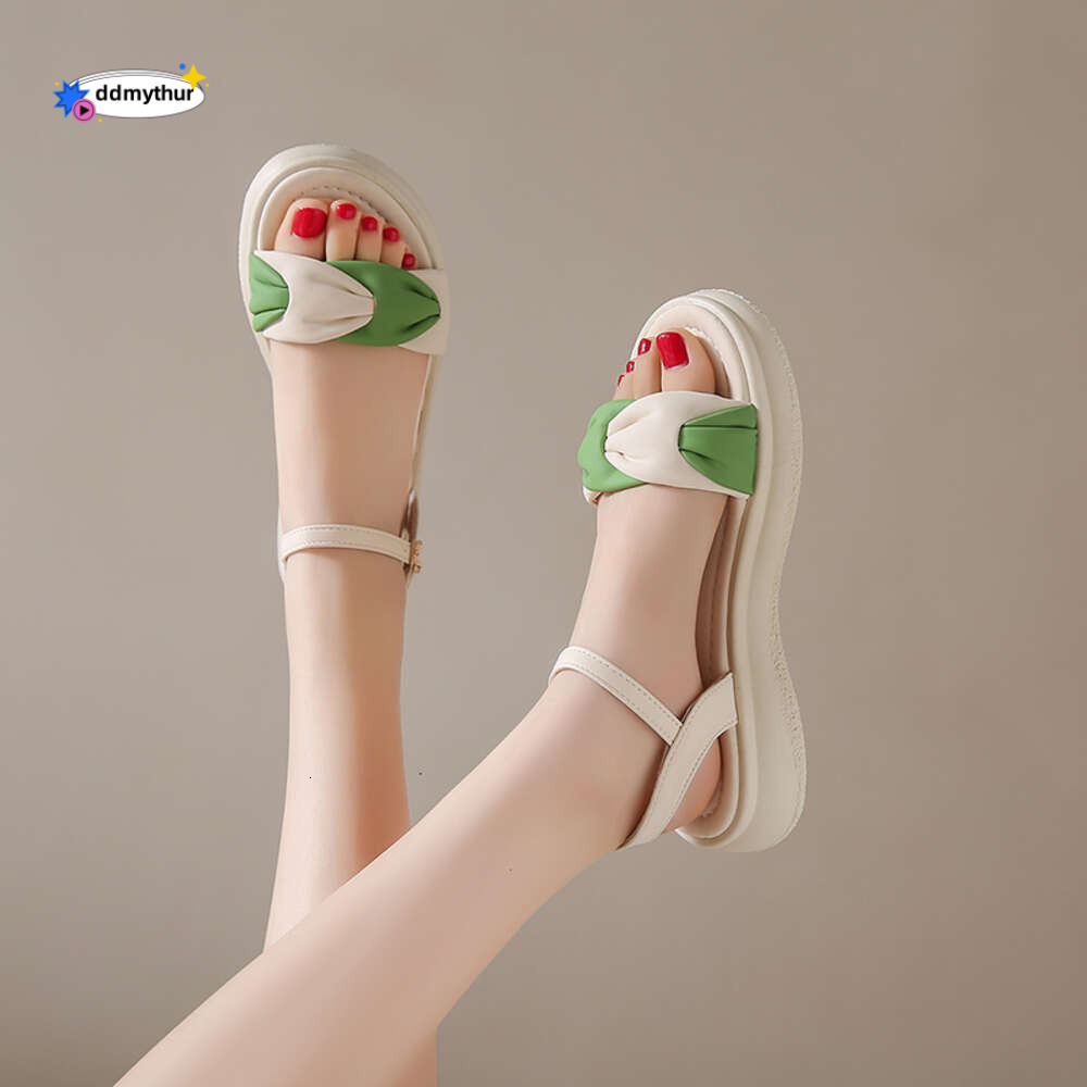2024 new women's one-line buckle muffin bottom side empty summer cool breathable soft soled white sandals ddmythur