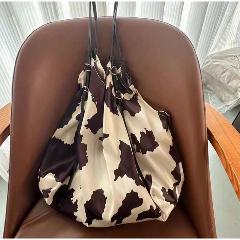ZR Large Capacity Brand Leopard New Silk Long Belt Design Shoulder Fashion Versatile Soft Cow Pattern Tote Bag