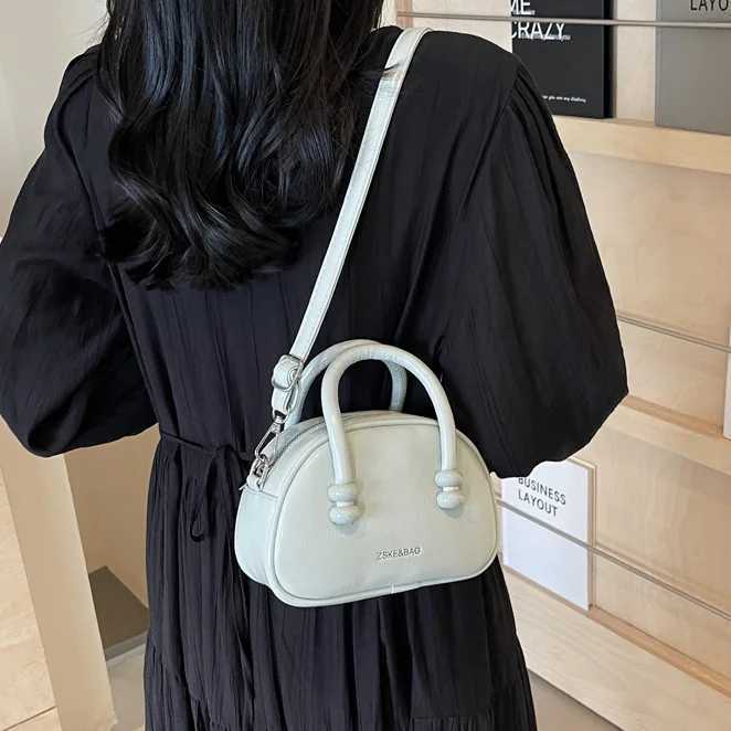 Luxury designer PU leather womens handbag casual cross body bag small saddle tote bag Y250319