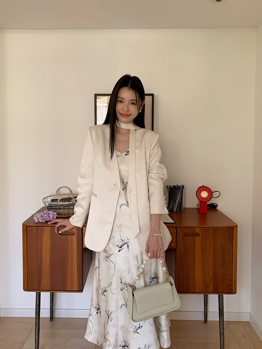 G318High-Quality Women's Intellectual Temperament Suit Jacket from France