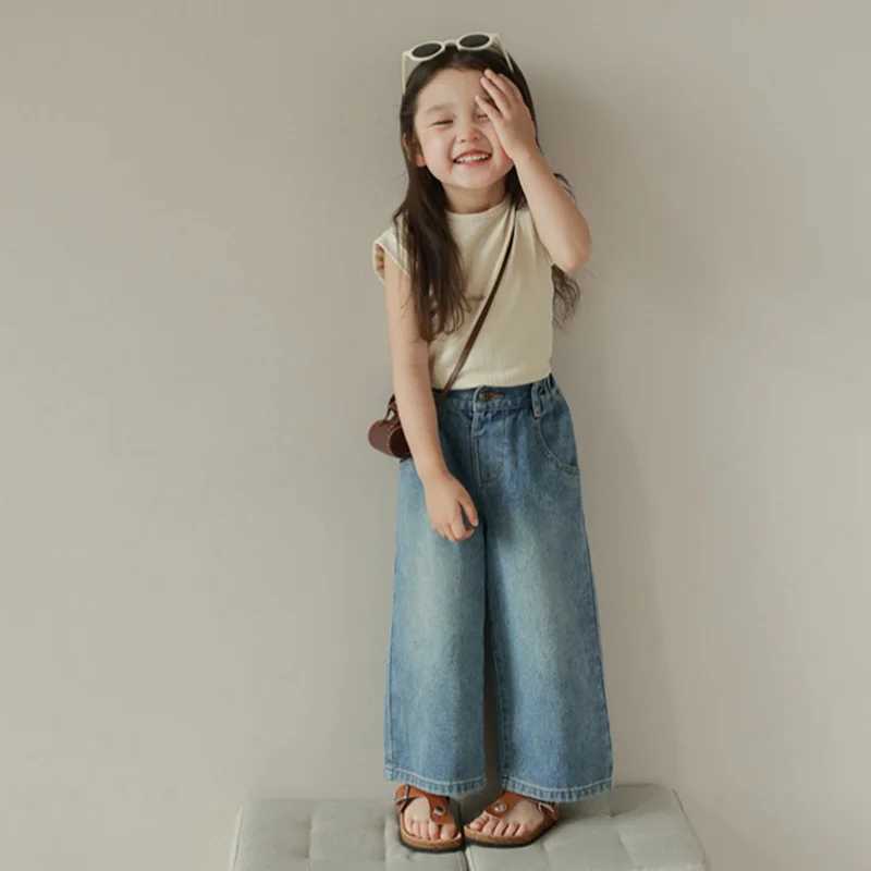Childrens high waist wide leg jeans suitable for 3-8Y girls solid multi pocket elastic waist jeans casual and fashionable childrens denim jeansT250326