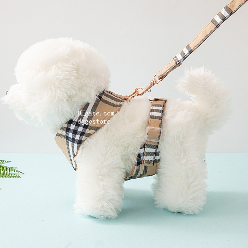 Designer Harness Leashes Set Classic Plaid Pattern No Pull Dog Harnesses Lightweight Adjustable Super Soft Breathable Pet Vest for Puppies Small Dogs 