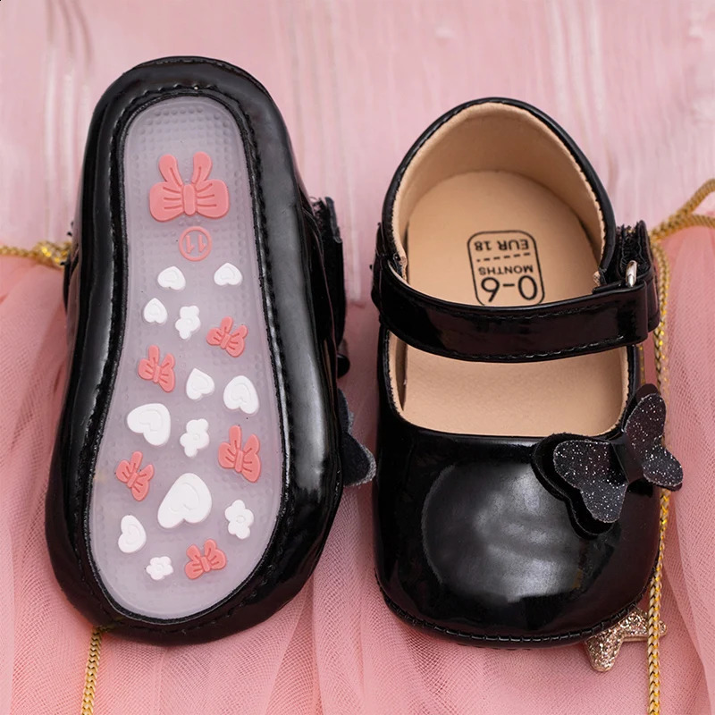 Adorable Baby Girl Mary Jane Shoes with Soft Soles and Bow Detail for borns and Toddlers - Casual Walking Flats 250319