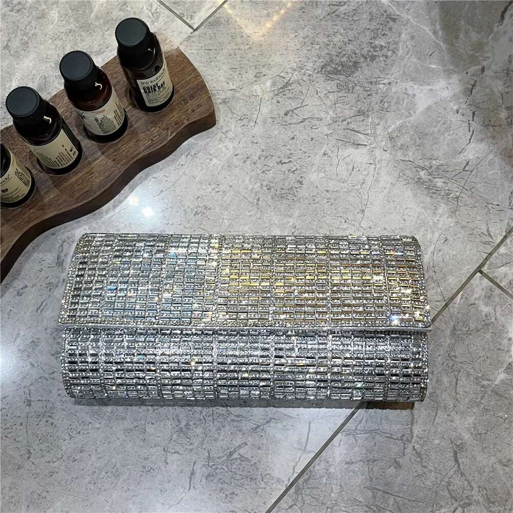 Fashion Shiny Evening Clutch For Women's Wedding Party Banquet Female Crystal Day Long Purse Chain Dia Shoulder Bag 2025