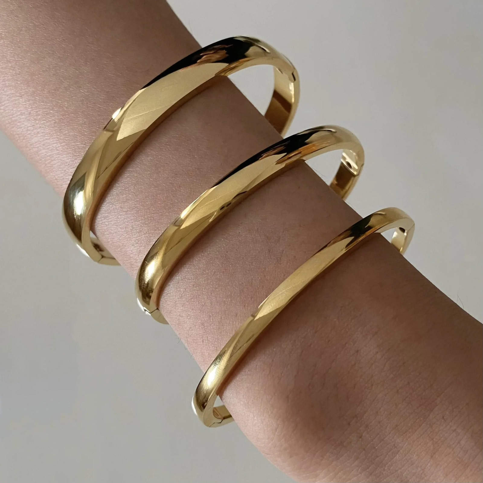 Perisbox Stainless Steel Pure Gold Pvd Plated Plain Pattern Bracelet for Womens Simple 3 Piece Stackable Bracelet Jewelry 250320