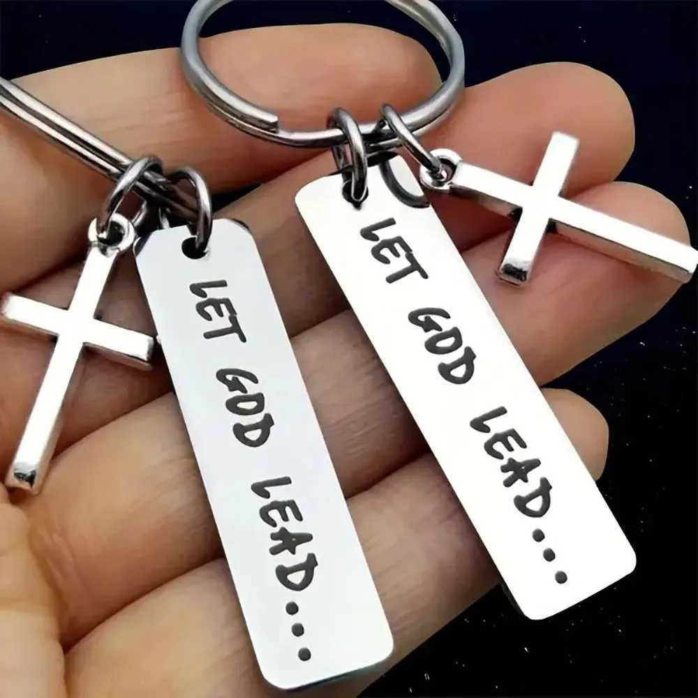 Womens cross keychain inspiring Christian men and women let God lead the keychain used for car keys backpacks wallets religious baptism of faithXJ2503