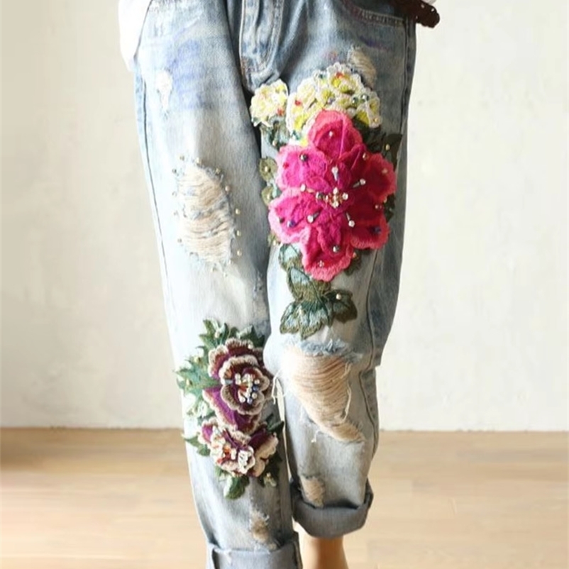 Plus Size Womens Floral Embroidery Jeans Hollow Out Ripped Pearl Decor Y2K Vintage Denim Trousers Retro Pencil Jeans 250319