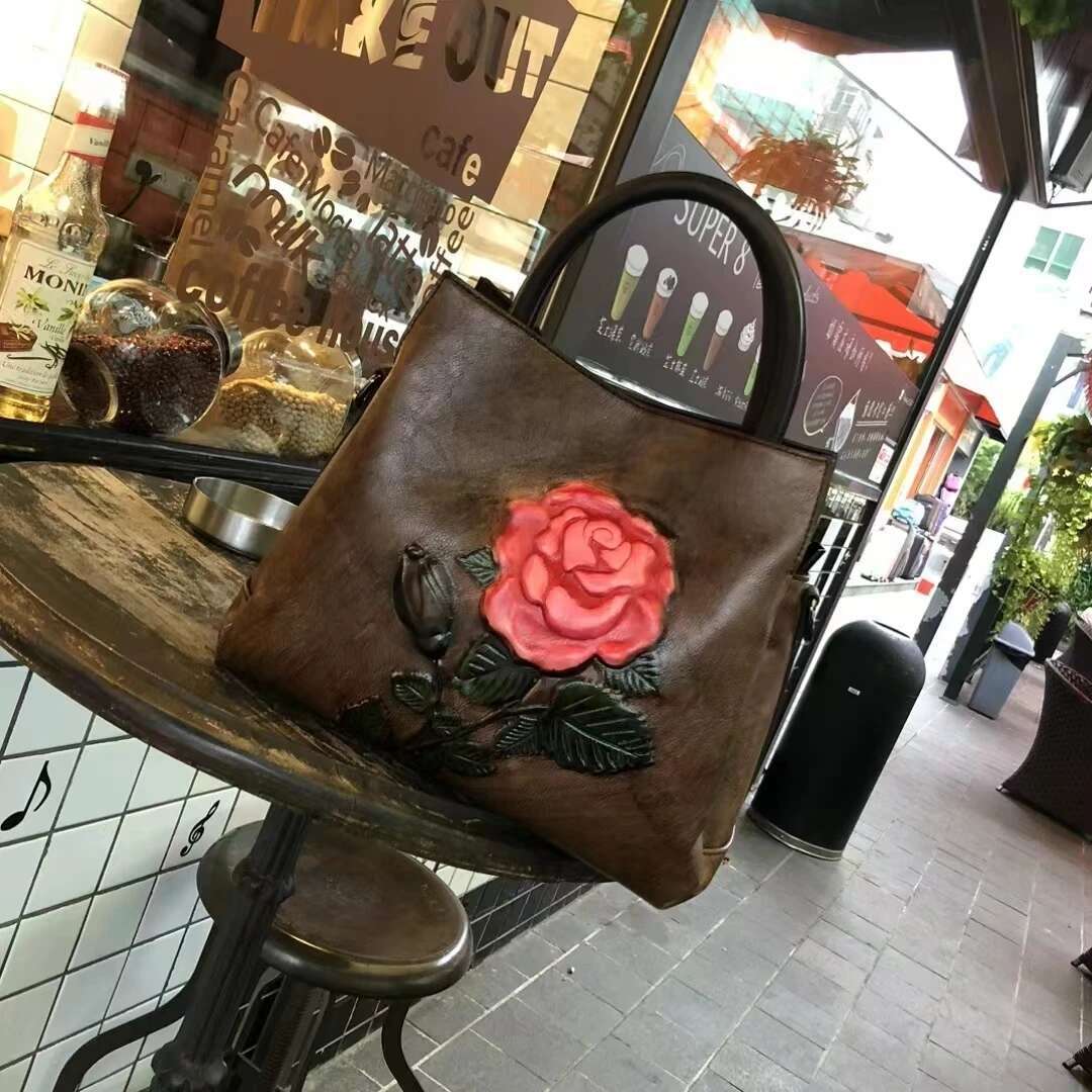 MOTAORA Handmade Emed Women Shoulder Bag For Ladies Genuine Leather Handbags Female Wer Designer Bags 2025 New