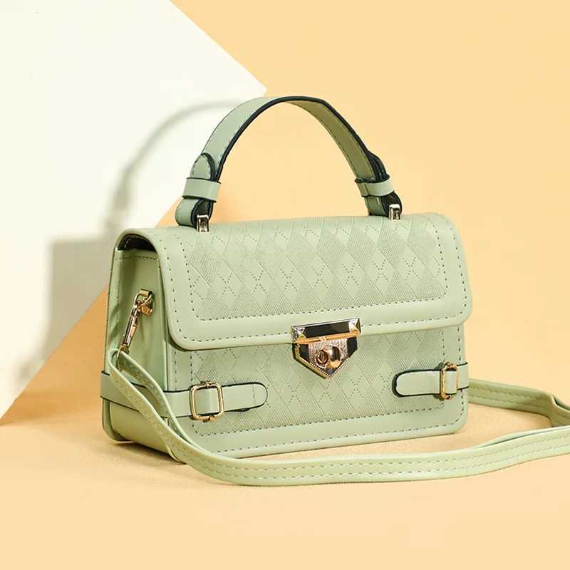 New Womens Fashion Texture Shoulder Bag Large Capacity Retro Womens Horizontal Bag Y250319