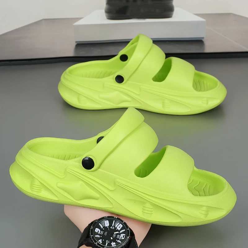 Mens Outdoor Sandals Slippery Beach Thick soled Mens Casual Shoes Garden Water Shoes Mens Warm Beach Sandals Y250320