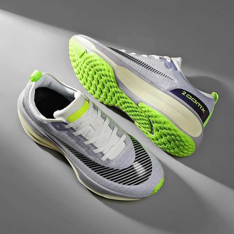 Fashionable running shoes anti slip shock-absorbing breathable road running shoes for men outdoor jogging leisure sports shoes for men Y250320