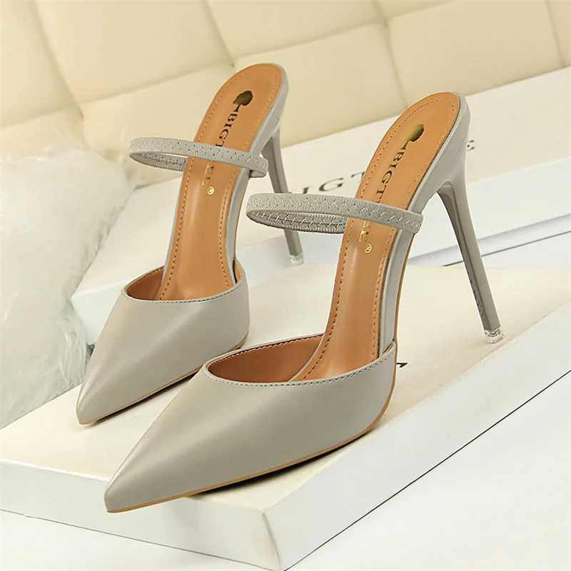 Summer Simple Wen Shallow Mouth Thin High H Mes Slingbacks Slippers Pointed Toe Hollow Wedding Slip Pump Shoes Y250319