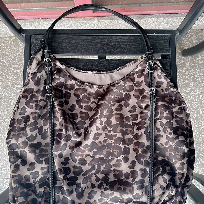 ZR Large Capacity Brand Leopard New Silk Long Belt Design Shoulder Fashion Versatile Soft Cow Pattern Tote Bag