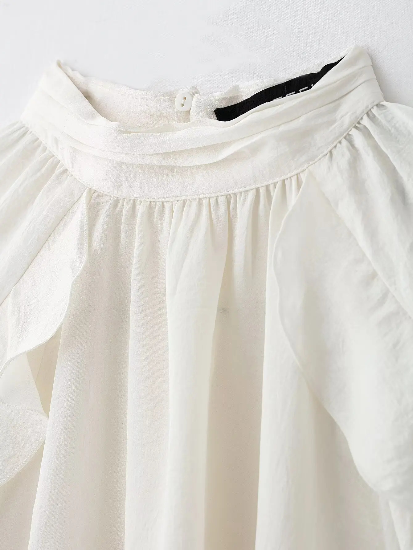 Spring 2025 Ruffle Folding Shirt Womens Elegant Top 250319