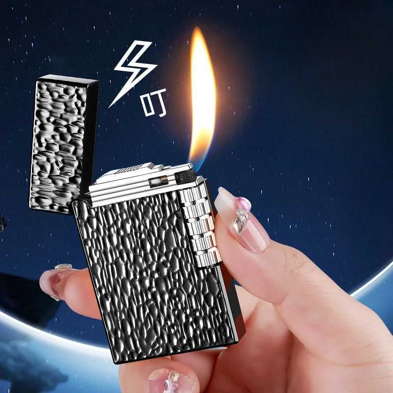 2024 New Metal Langsheng Oblique Fire Open Flame Grinding Wheel Lighter Butane Gas Inflatable Point Cigarette Lighter SmokingC250319